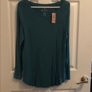 American Eagle - Forest Green long sleeve tee